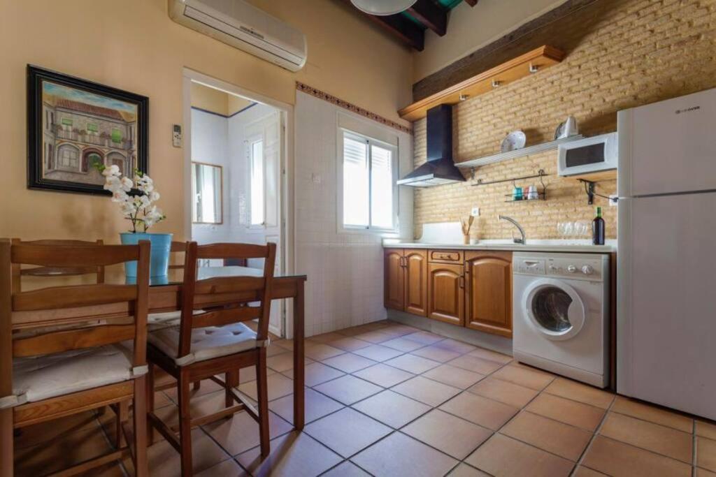 Precioso Apart - Localizacion Perfecta **Wifi - A/C** إشبيلية المظهر الخارجي الصورة